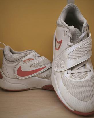 Nike Performance TEAM HUSTLE D 11 UNISEX 