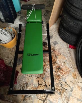 panchina di palestra con pesi insieme kit 