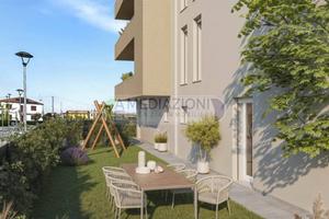 Appartamento di 101 m² con più di 5 locali e box a