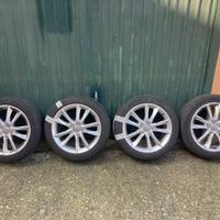 4 cerchi Audi + gomme estive