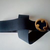 Cintura con decorazione tonda dorata (601)