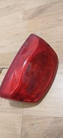 FANALE POSTERIORE STOP  PIAGGIO VESPA LX 50 125