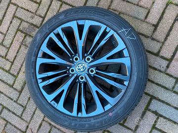 4 PNEUMATICI FALKEN 215/50R18 92V
