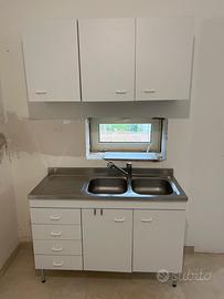 Composizione lavello e scolapiatti