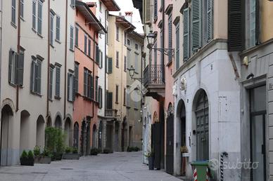 NEGOZIO A BERGAMO