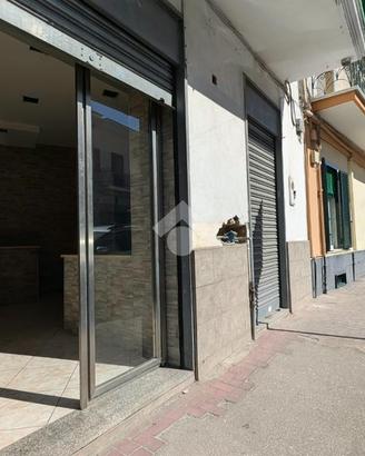 NEGOZIO A AFRAGOLA