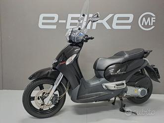 Aprilia Scarabeo 300 usata in vendita