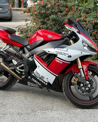 Yamaha R1 2002 Perfetta, pronta all’uso