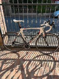 Bicicletta da corsa KUOTA KARMA RACE