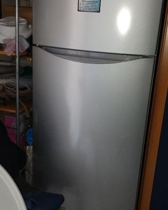 Frigo Ariston 190×70 euto200 cameretta a ponte
