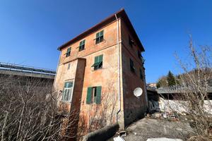 CASA INDIPENDENTE A TORRIGLIA