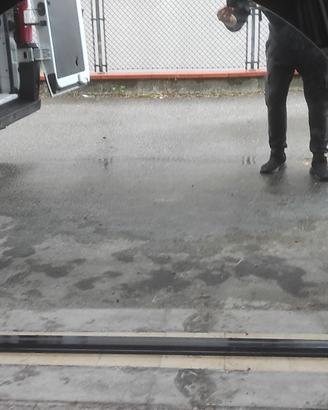 Mobile camera da letto con specchiera e comodini