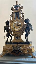 Antico orologio da camino in bronzo, fine 800’