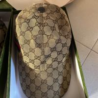 Cappello Gucci Completo di scatola Nuovo