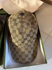 Cappello Gucci Completo di scatola Nuovo