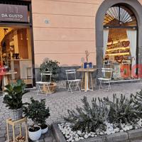 Zona Porto- Attività Commerciale