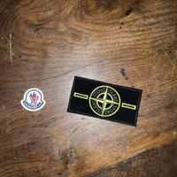 loghi stone island e moncler