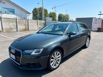 audi a4 2.0 tdi 150 cv Business plus S tronic