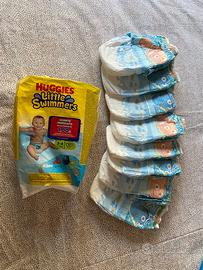 8 pannolini Huggies Little Swimmers