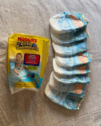 8 pannolini Huggies Little Swimmers