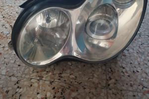 faro Mercedes classe c 