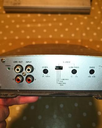 amplificatore per auto