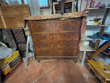 Cassettiera  in legno