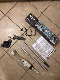 Pulitore aspiratore subacqueo per piscina