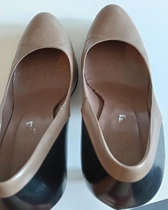 Décolleté bicolore nero e taupe Les Venues