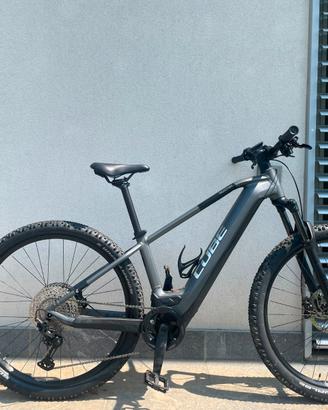 Cube hybrid reaction race 750 e- mtb M
