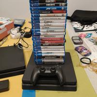 PS4 con controller e videogiochi 