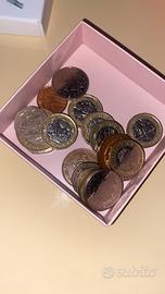 Grande Lotto di monete estere e Lire a peso.