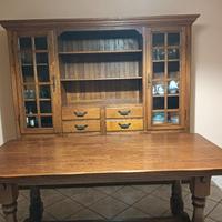 Credenza con vetrina + tavolo 