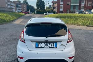 Ford fiesta 2016
