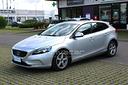 volvo-v40-d2-1-6-powershift-momentum