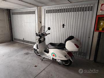VESPA ITALIA GTS 205 i.e.
