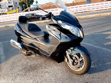 Suzuki burgman 400