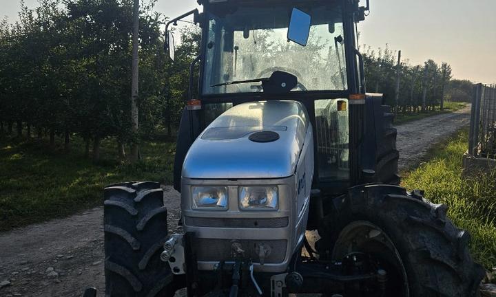 Lamborghini 95 cv r 2.86 con sollevatore anteriore