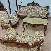 Salotto e sala da pranzo completi in stile barocco