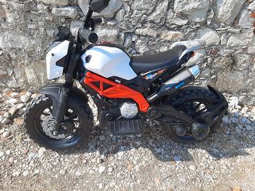 moto elettrica giocattolo 