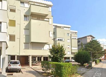 AMPIO QUADRILOCALE CON GARAGE