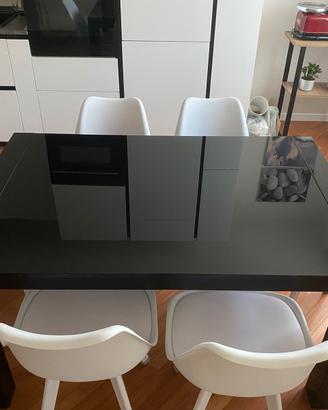 Tavolo allungabile nero
