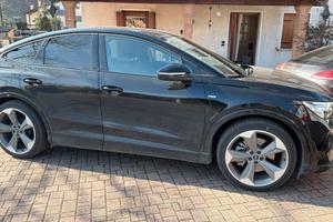 AUDI Q4 40 E-TRON Sportback S line