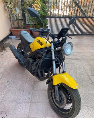 Yamaha FZ 750 (1989) - Iscritta d'epoca
