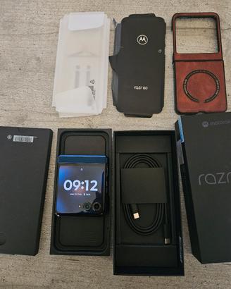 motorola  razr 60 256 gb