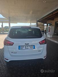 Ford B-Max Neo patentati Titanium