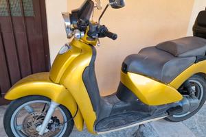 Aprilia Scarabeo 200