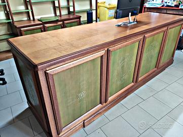 bancone in legno per ufficio negozio bar
