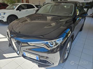 Alfa Romeo Stelvio 2.2 Turbodiesel 160 CV AT8 RWD 