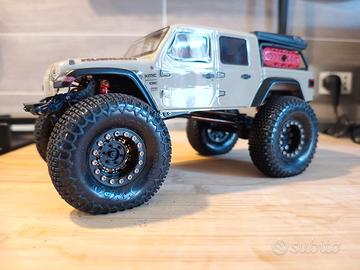 Axial SCX24 Jeep Gladiator 1:24 Full